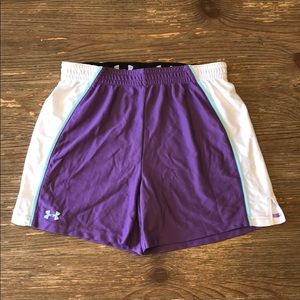 Under Armour Women’s Loose HeatGear Shorts Small